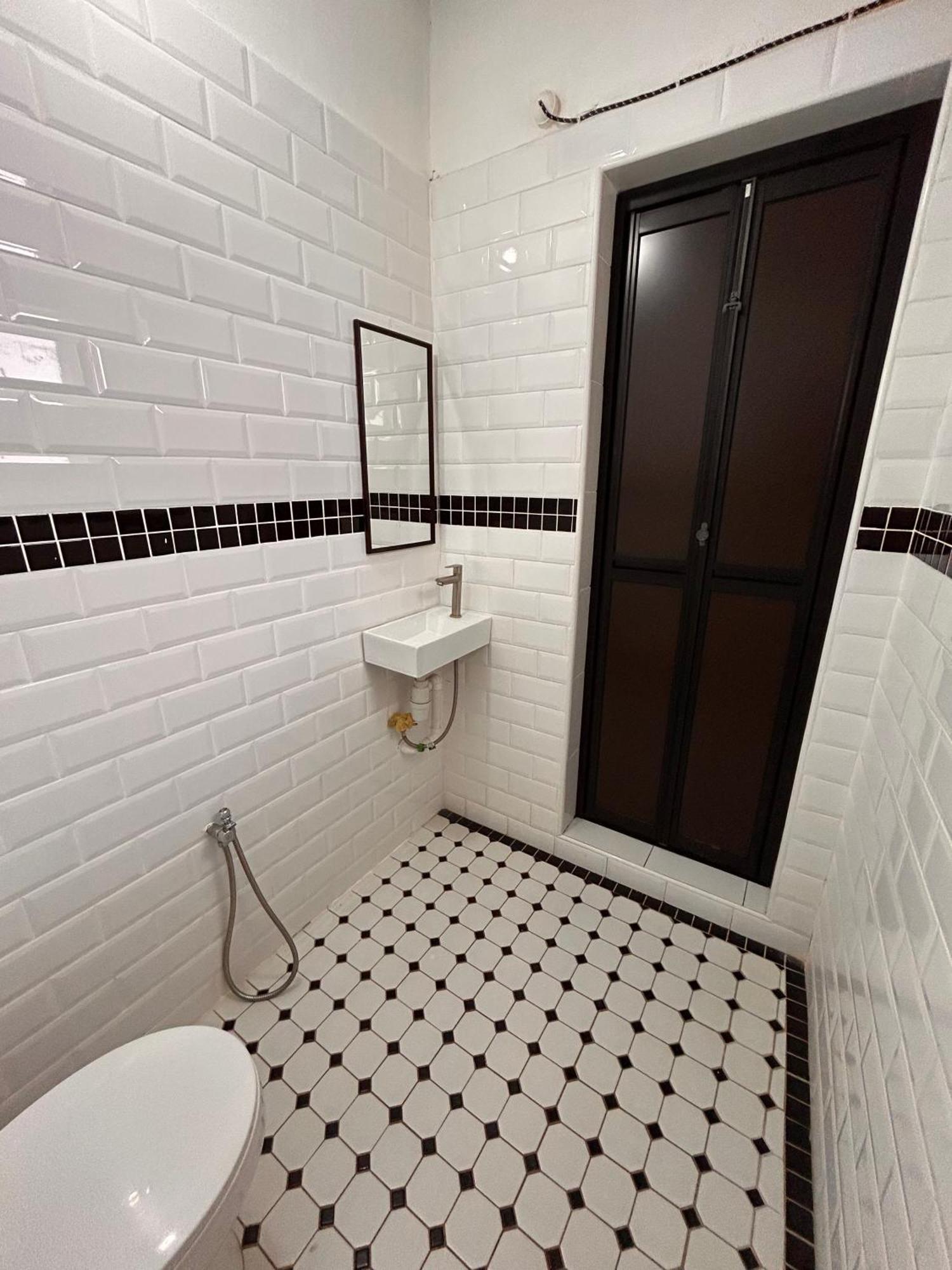 New Great Shanghai Female Hostel George Town Eksteriør billede