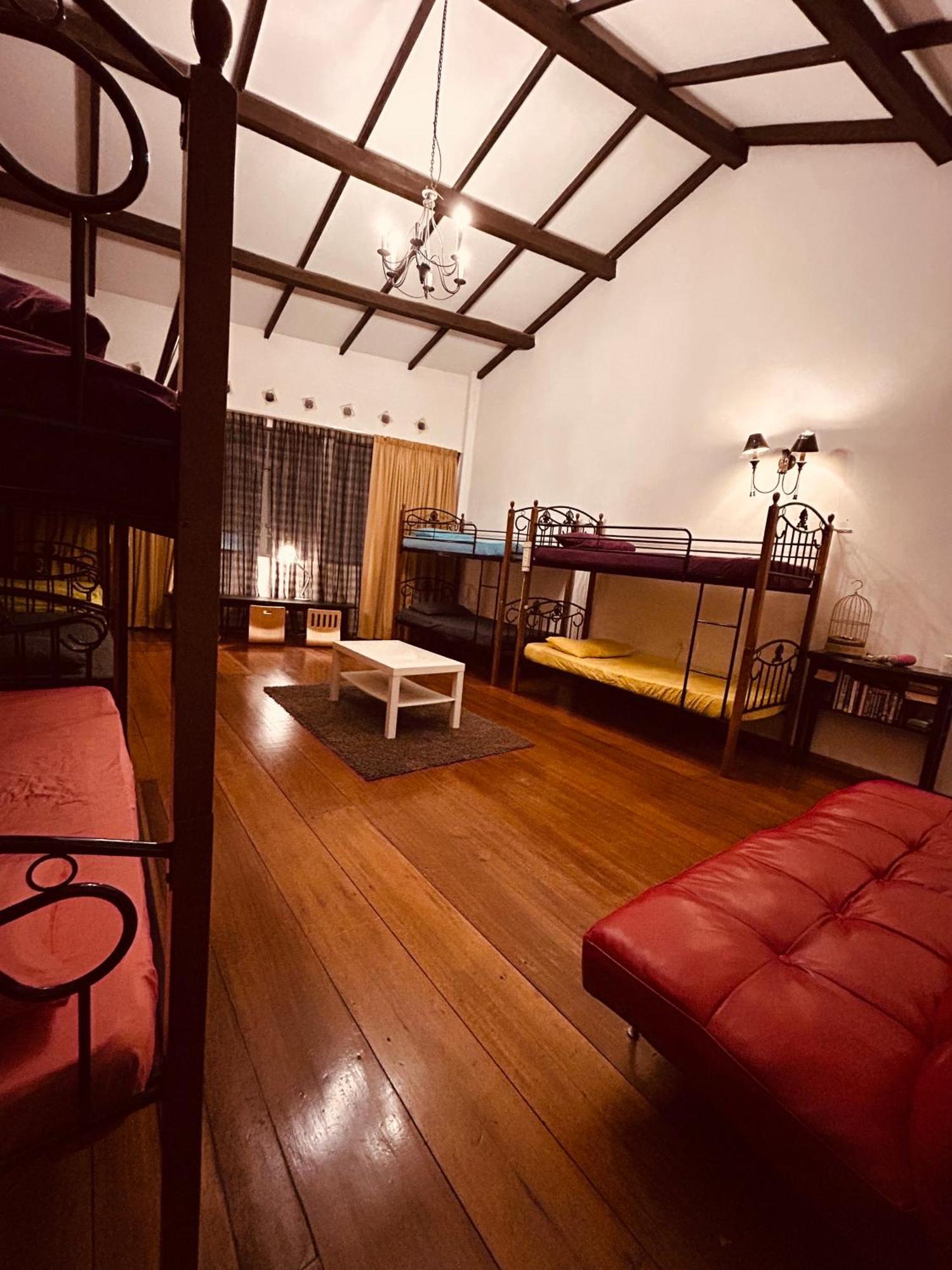 New Great Shanghai Female Hostel George Town Eksteriør billede