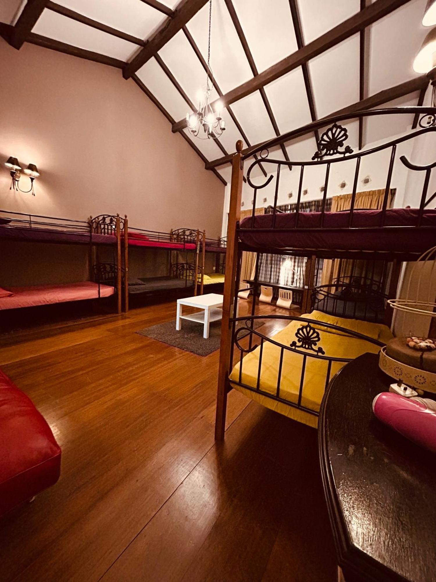 New Great Shanghai Female Hostel George Town Eksteriør billede